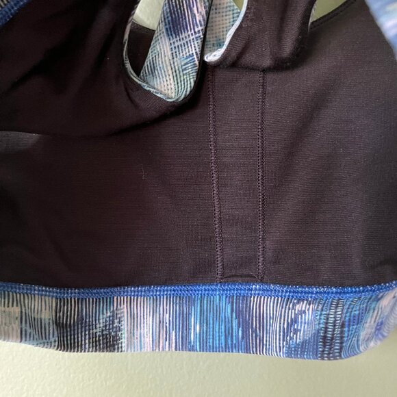 Lululemon Time To Sweat Keyhole Back Sports Bra Size 8 - Picture 7 of 7